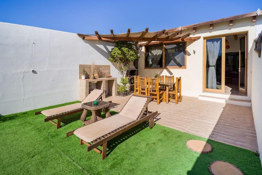 Villa La Isla By Rentaholidayslanzarote ปลายาบลังกา ภายนอก รูปภาพ