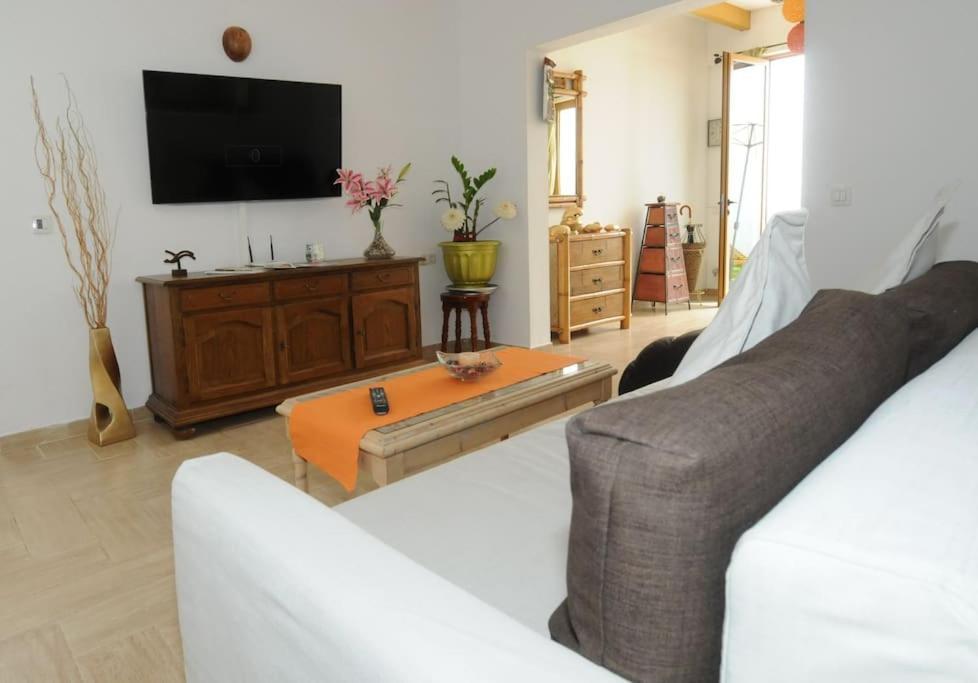 Villa La Isla By Rentaholidayslanzarote ปลายาบลังกา ภายนอก รูปภาพ