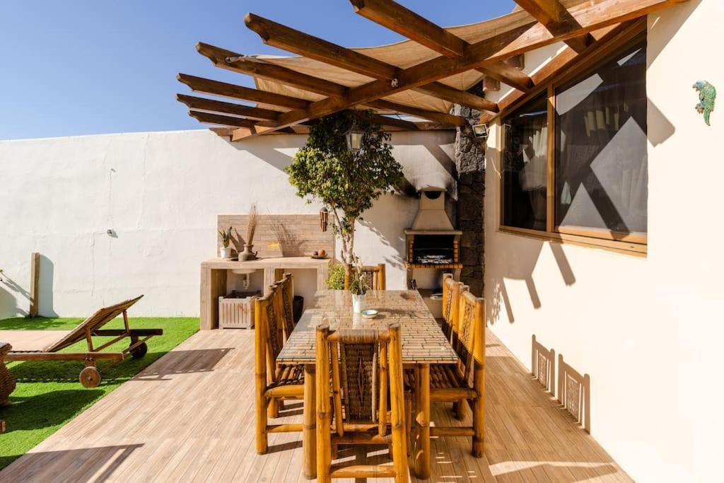 Villa La Isla By Rentaholidayslanzarote ปลายาบลังกา ภายนอก รูปภาพ