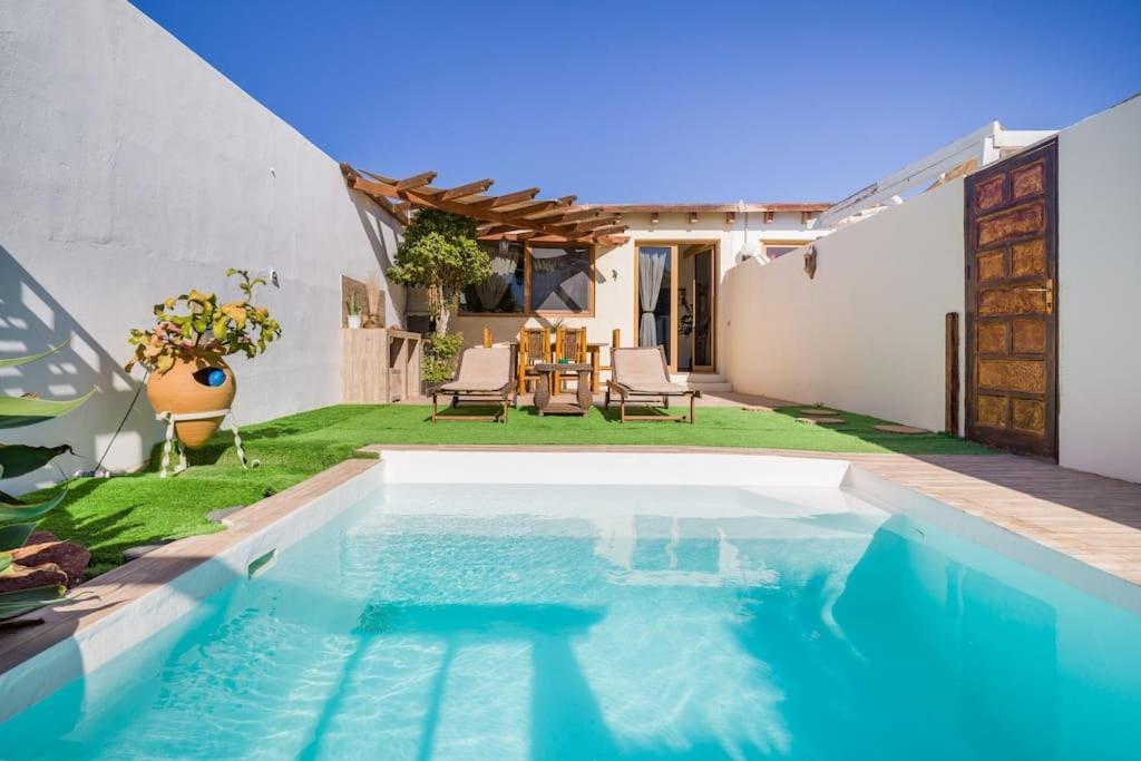 Villa La Isla By Rentaholidayslanzarote ปลายาบลังกา ภายนอก รูปภาพ